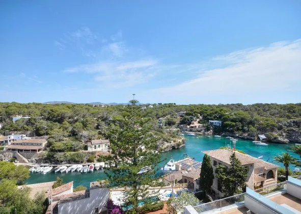Flat / apartment in Cala Figuera, Santanyí — photo 1