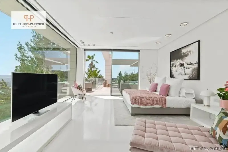 Welcome to one of the most exclusive residences in Mallorca - an architectural masterpiece in Son Vida, the coveted residential neighborhood — photo 9
