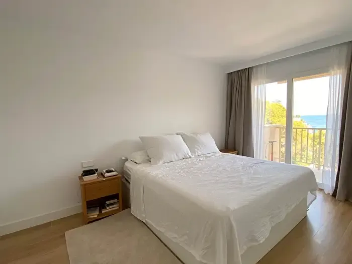 Piso de 3 habitaciones en alquiler en Cala Vinyes, Calvià — photo 3