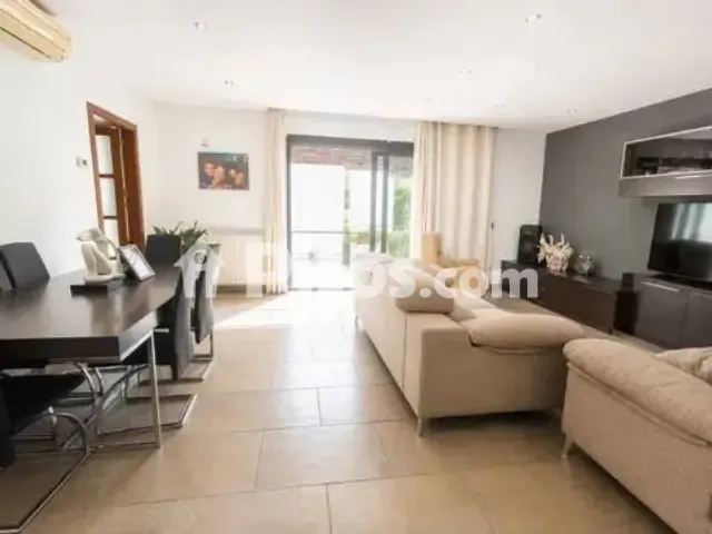 Chalet in Binissalem — photo 1