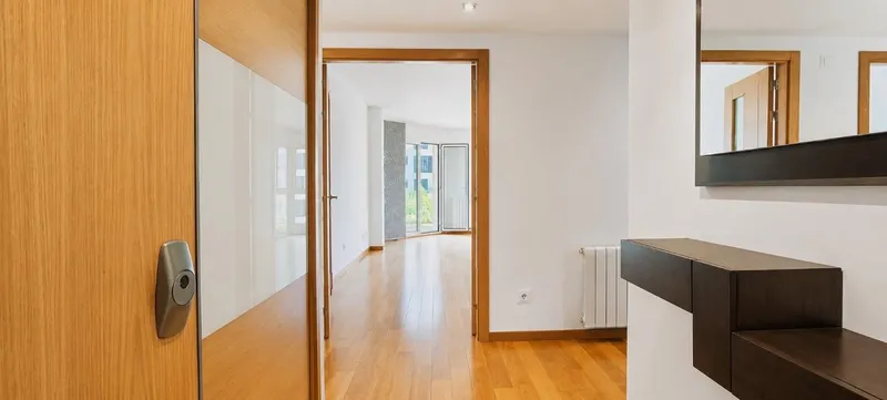 Exclusive apartment with terrace in a high-end residential complex in Sa Teulera — photo 7