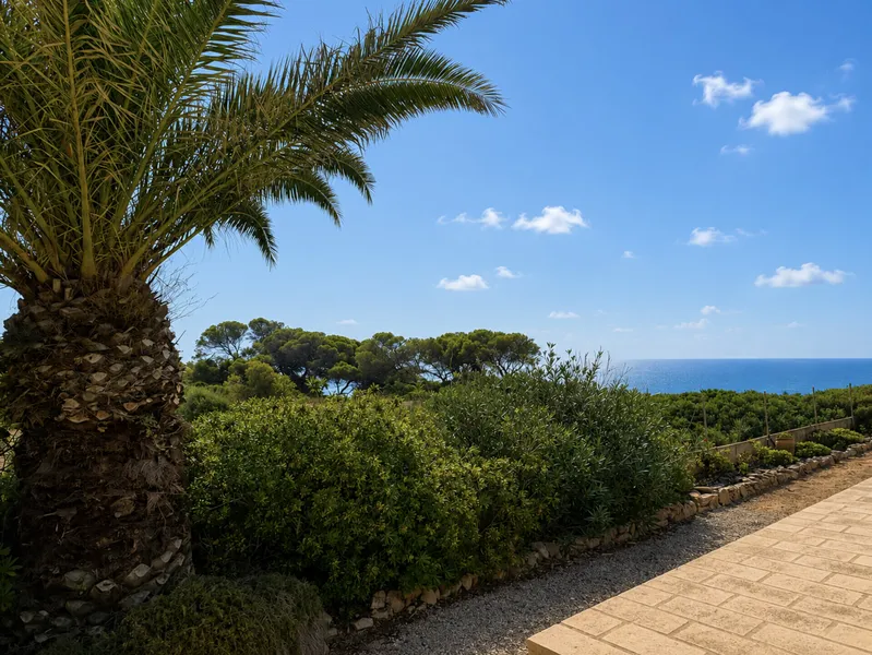 5-bedroom sea-view chalet on the first line of Cala Pi — photo 3