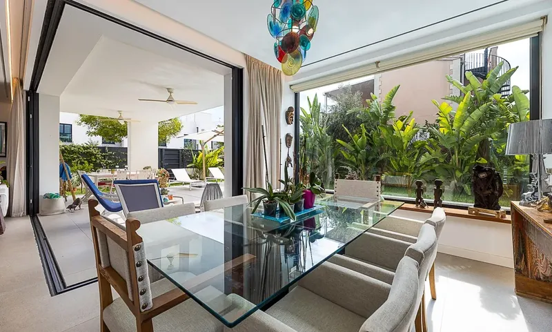 Newly built independent house with pool — photo 5