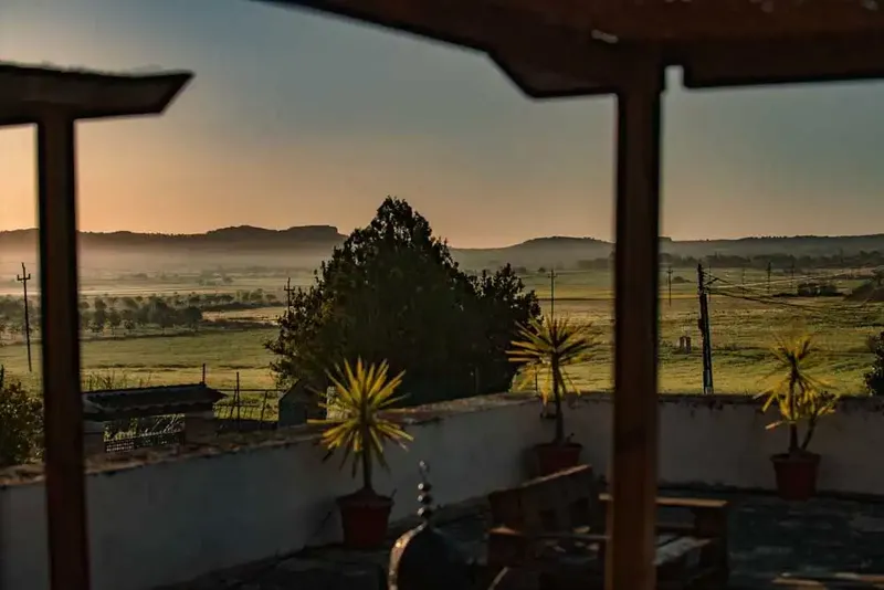 Agroturismo in full operation, with 12 rooms, en-suite bathrooms. Partial oil heating, plus three wood-burning fireplaces. Estate with — photo 4