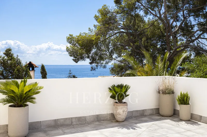 Refurbished sea view apartment in an exclusive location in Cas Català — photo 5