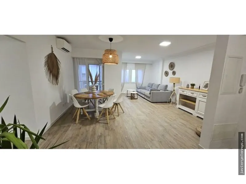 Apartment for rent on Calle dels Molins — photo 2