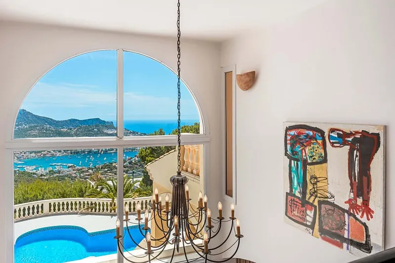 Villa with Panoramic Views and Holiday Rental Licence in a Prime Location of Puerto de Andratx — photo 7