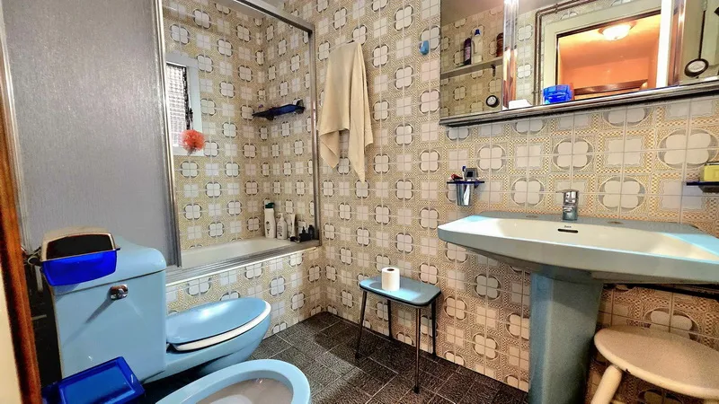 Large, affordable apartment in a good location in Palma — photo 6