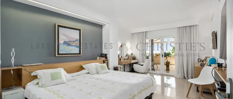 Large apartment in Olinto in Bendinat with sea views — photo 10