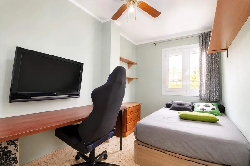 110m² apartment with 4 rooms, bathroom and elevator for sale — photo 8