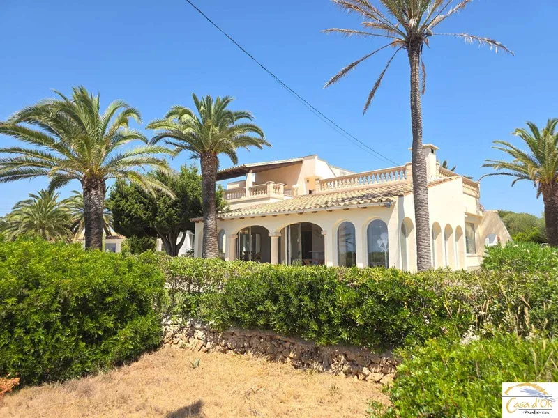 Frontline Sea View Villa in Cala Murada with Exceptional Development Potential — photo 2