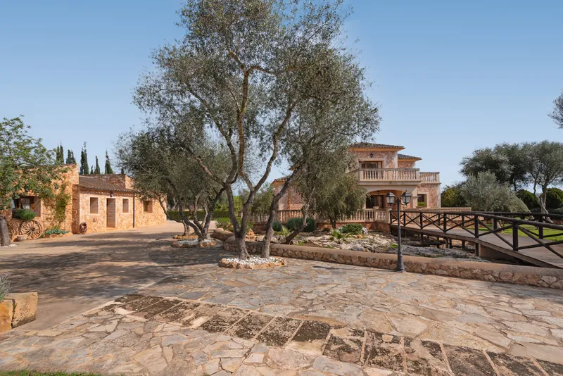 Villa Florentina – Exclusive estate with holiday license in the south of Mallorca — photo 7