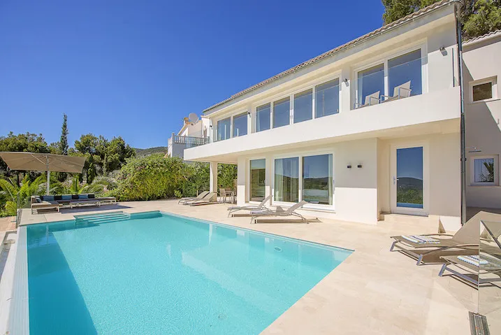Long-term rental: Villa with sea views in Portals - Marcel Remus Real Estate — photo 3