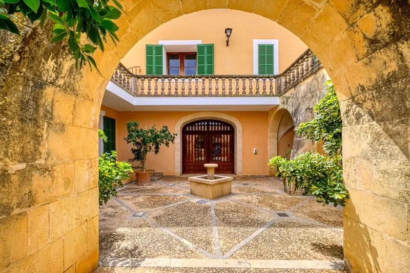 Rural or Farmhouse in Llucmajor, Province of Balearic Islands — photo 12