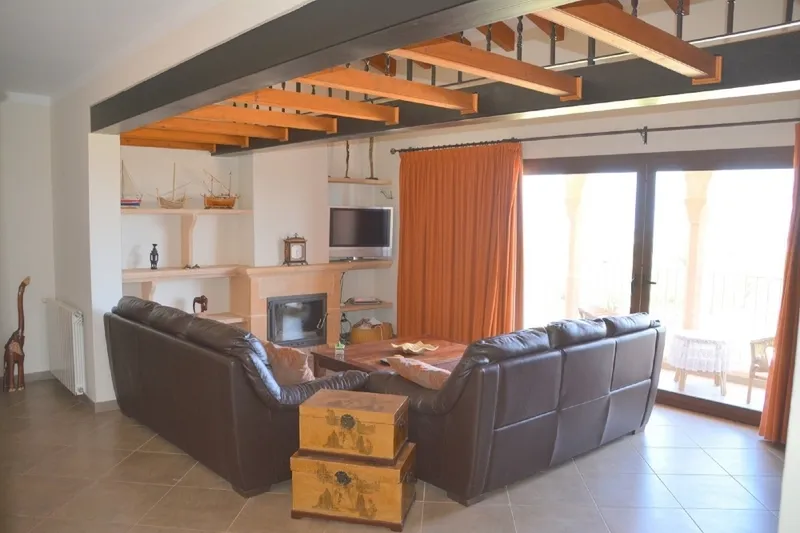 Luxury country home with sea view in Portocolom — photo 11