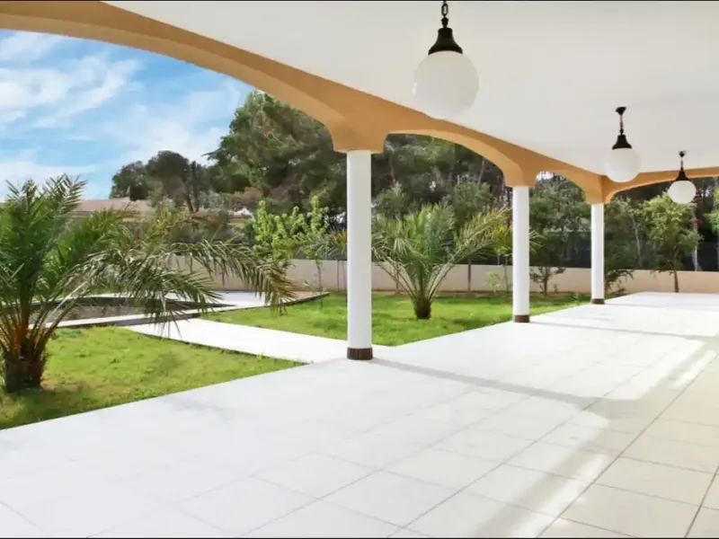 Luxury villa in Sol de Mallorca with partial sea views — photo 11