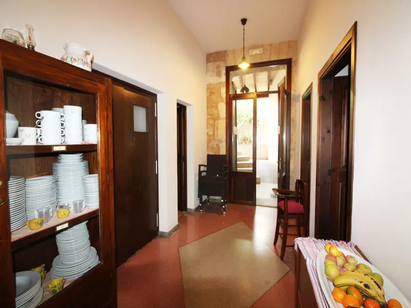 Mediterranean restaurant in Vilafranca — photo 9