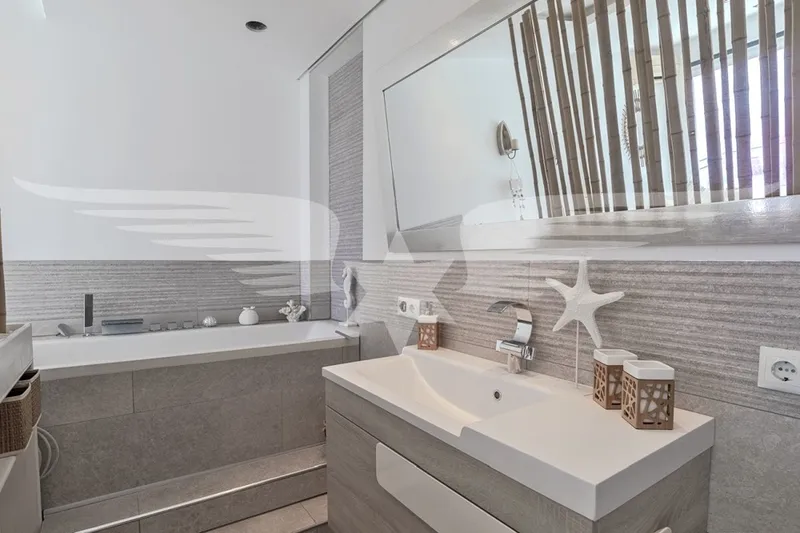 Cala Pi penthouse with large terrace and sea views — photo 9