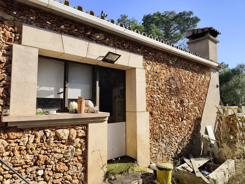 Looking for peace, nature and disconnection? This charming rustic finca in Algaida offers the perfect setting to enjoy the countryside — photo 2