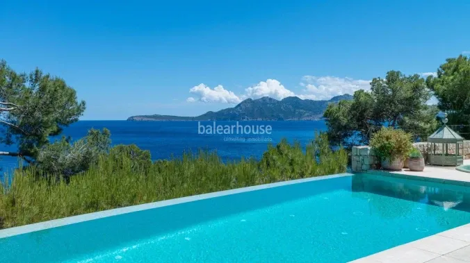 Exclusive contemporary frontline villa in Formentor with private sea access — photo 2