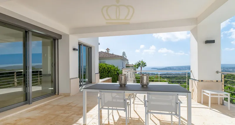 Villa with fantastic sea views in Costa d'en Blanes, Mallorca — photo 11