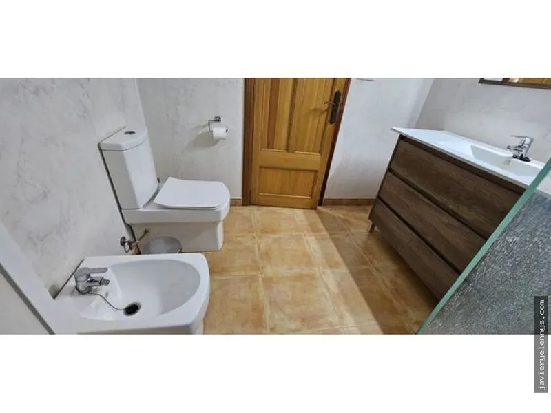 Semi-detached house for sale in Ronda de la Copinya — photo 8