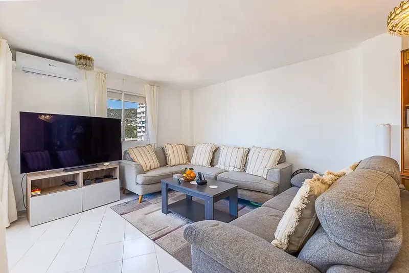 Palma - Cala Major - Calle Bartomeu Quetglas. Apartment for sale on the second floor in a building without elevator. — photo 8