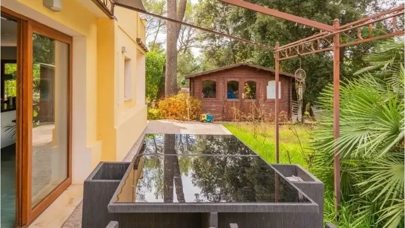 Renovated modern style villa for sale in Sa Pobla on the countryside of Majorca — photo 2