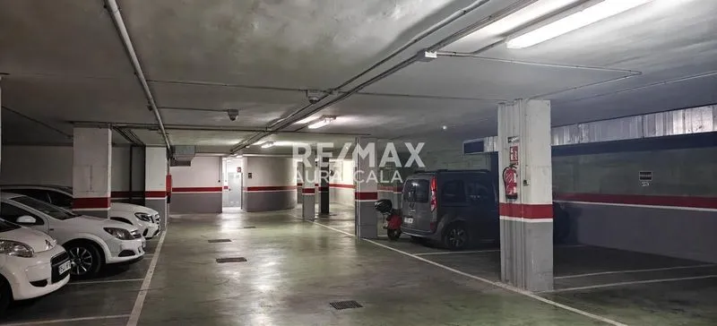 Garage for sale in Palma De Mallorca — photo 1