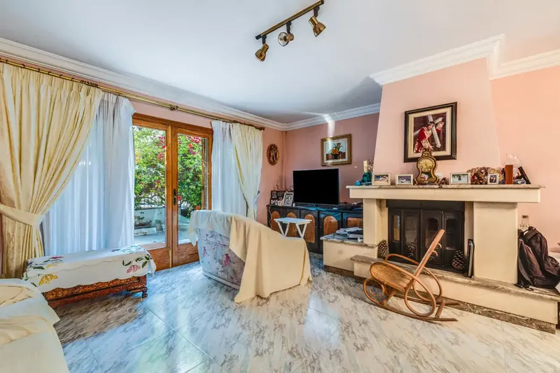 Cozy Mallorcan chalet with pool in Santa Ponsa needs renovation and is located in one of the most sought-after areas of the southwest — photo 7