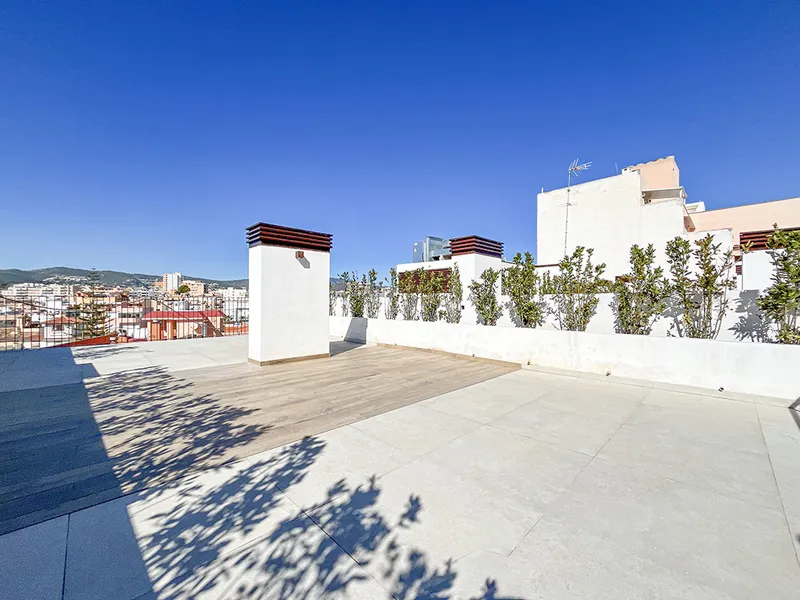 New penthouse with breathtaking views of Palma and the mountains in modern style in Santa Catalina, Palma More — photo 10
