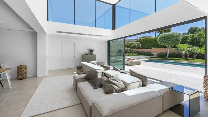 High-quality renovated villa in Nova Santa Ponsa, in a quiet and private location — photo 5