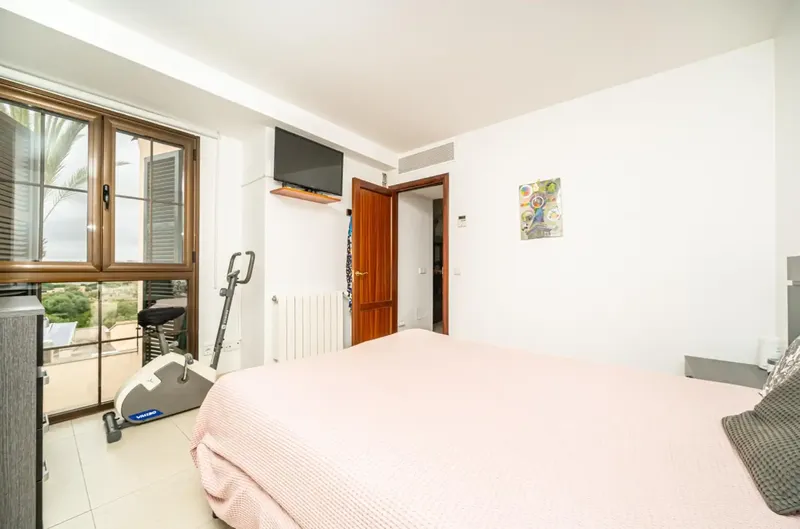 From Gestpropiedad we present this beautiful 2-bedroom, 2-bathroom penthouse in a quiet area of Porto Cristo, ideal both as — photo 12