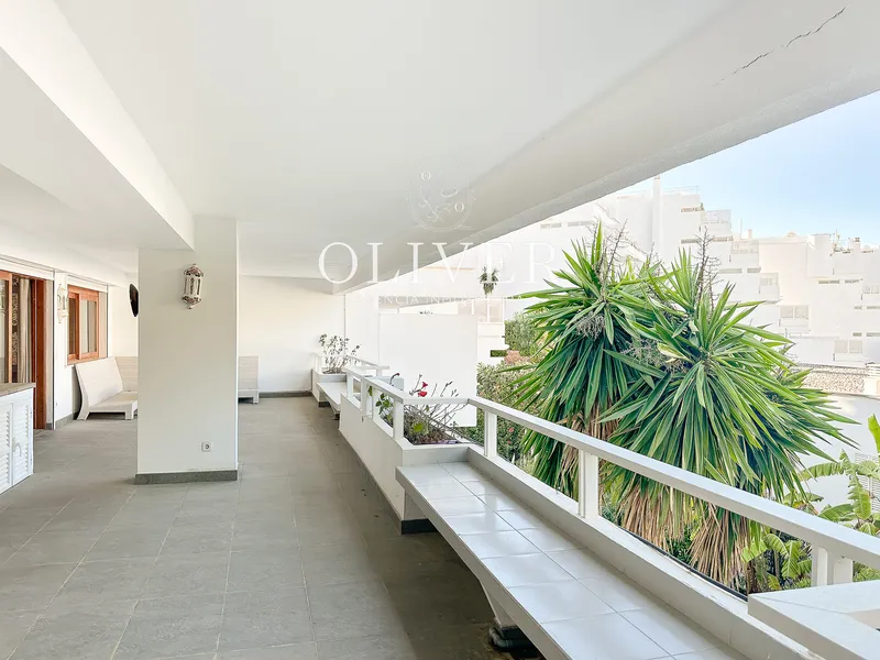 Exclusive apartment with sea views in Puerto Portals — photo 6