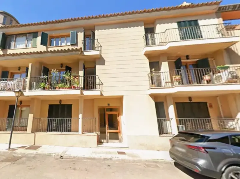 Apartment of 100 m² in Santa Maria del Camí, Balearic Islands — photo 1