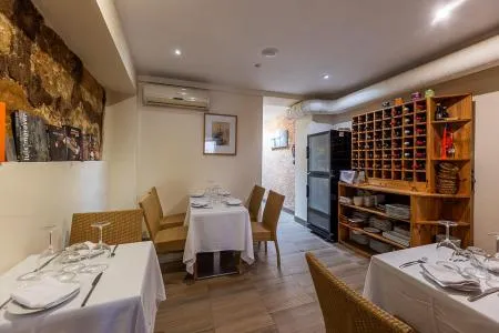 Business - Binissalem (Centro), Built Surface 161m², 1 Room, 3 Bathrooms — photo 9