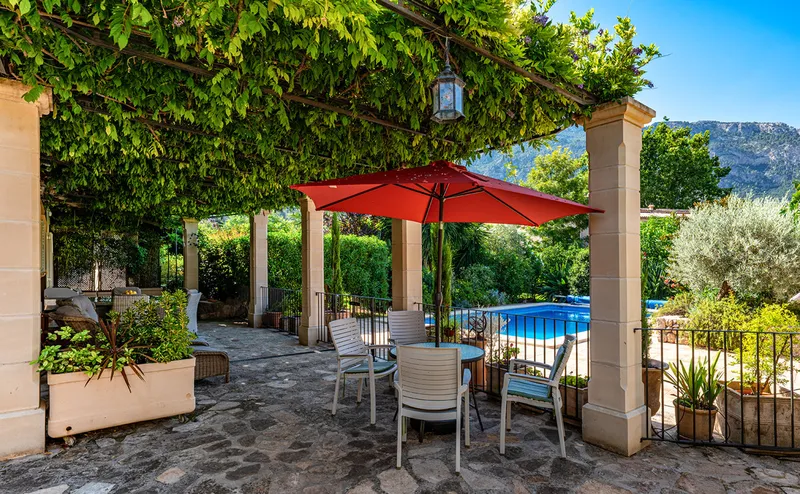 Country House with Pool and Panoramic Views — photo 12