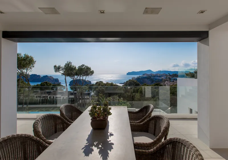 Espectacular villa moderna con vistas al mar y pista de tenis en Santa Ponsa — photo 4
