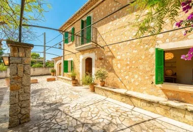 Legal rustic finca with its own well and views of the Serra de Tramuntana — photo 1