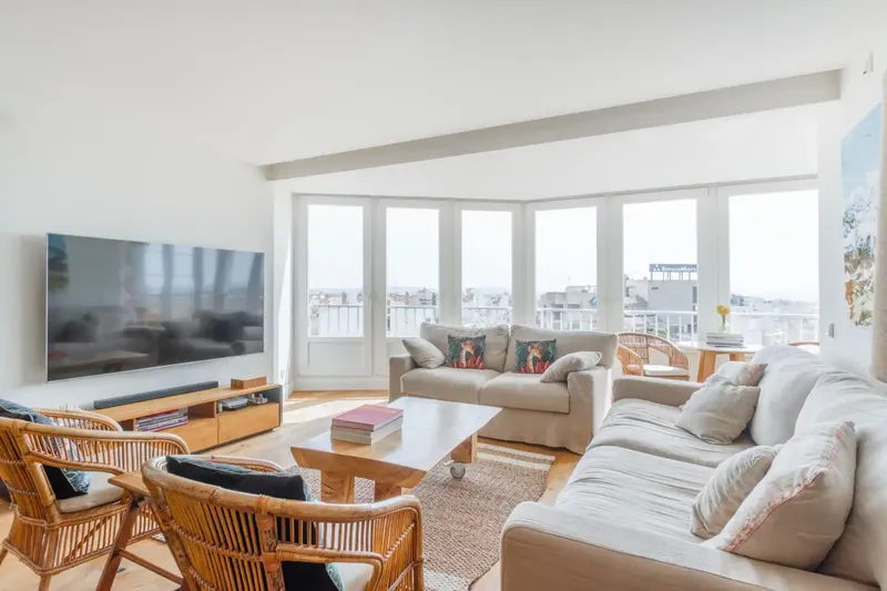 Exclusive designer flat with terrace and panoramic views of the Serra de Tramuntana, Galatzó, Son Vida and Bellver Castle — photo 4