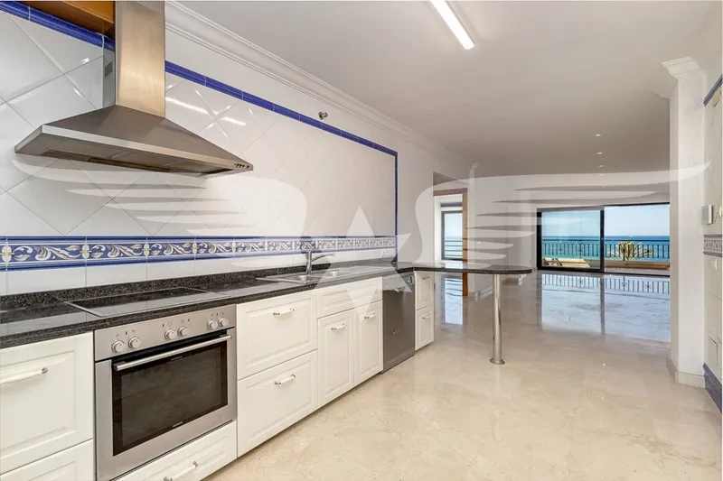 Ciudad Jardin I Penthouse with Mega Roof Terrace — photo 6