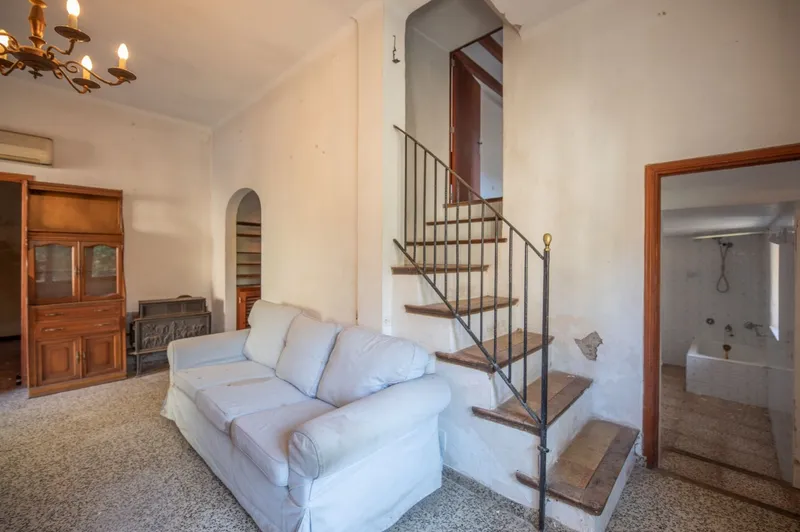 Property to renovate in Deià centre — photo 6