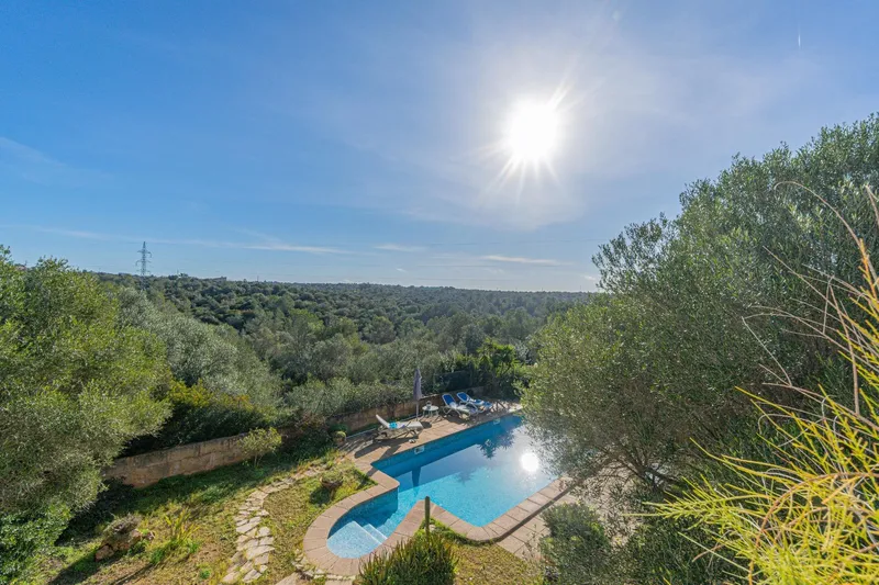 Chalet with pool and holiday licence — photo 2