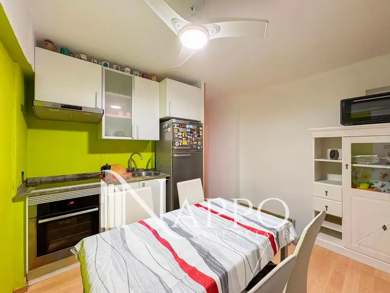 Nappo Real Estate is pleased to present this cozy studio of 32 m² located on a first floor with elevator, in the privileged — photo 9