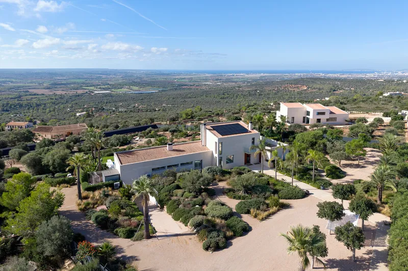 Mediterranean luxury villa with breathtaking views in Puntiró - Marcel Remus Real Estate — photo 3