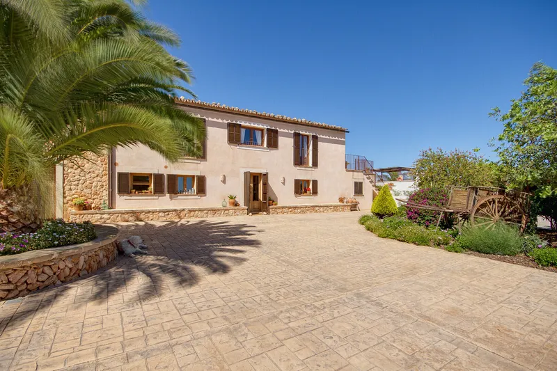Charming agrotourism estate with pool and olive grove in Campos — photo 7