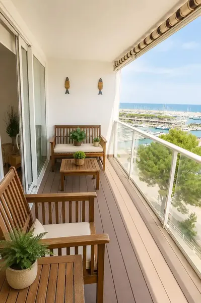Exclusive apartment on the first line of the sea, located in one of the most prestigious and sought-after buildings in El Toro, with private access — photo 4