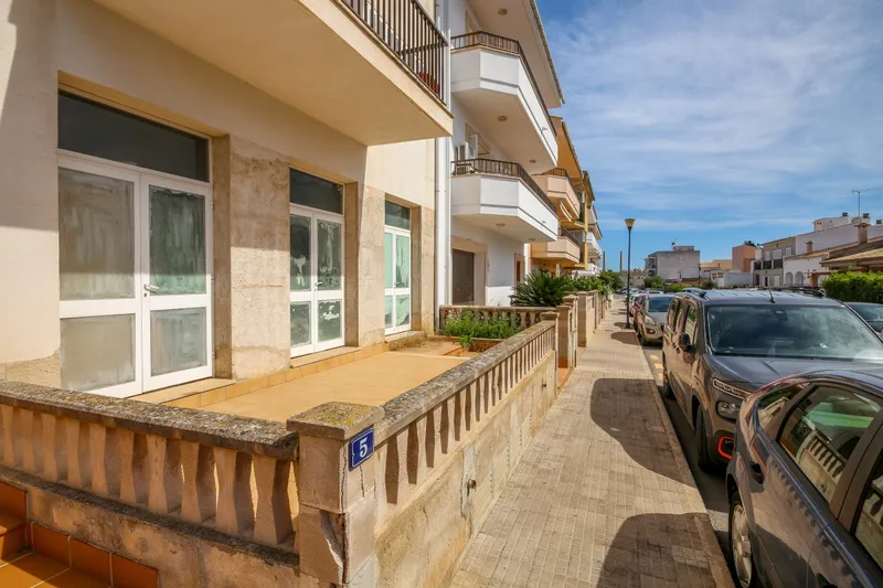 Commercial premises for sale in Puerto Alcudia — photo 2