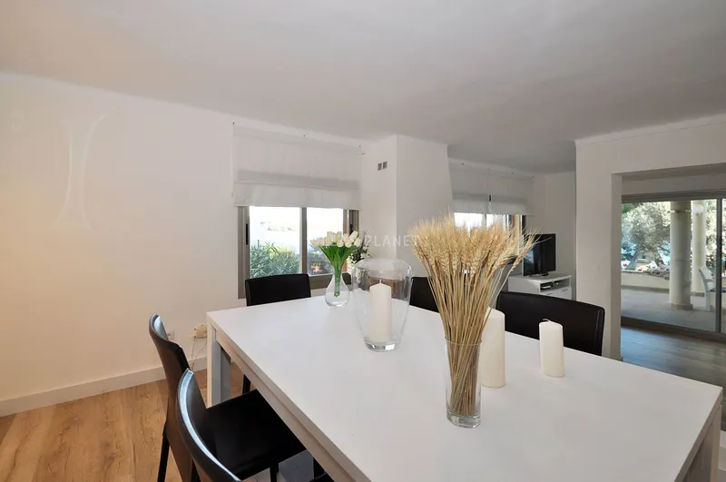 Exclusive seafront ground floor property — photo 9