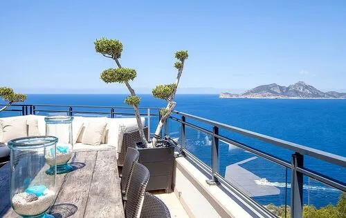 2 Bedrooms in Port Andratx — photo 1
